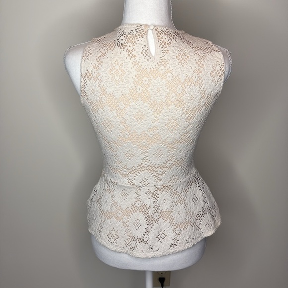 BCBG Max Azria Annica Crochet Lace Peplum Cream & Tan Cross Neck Top. XS - Picture 5 of 12